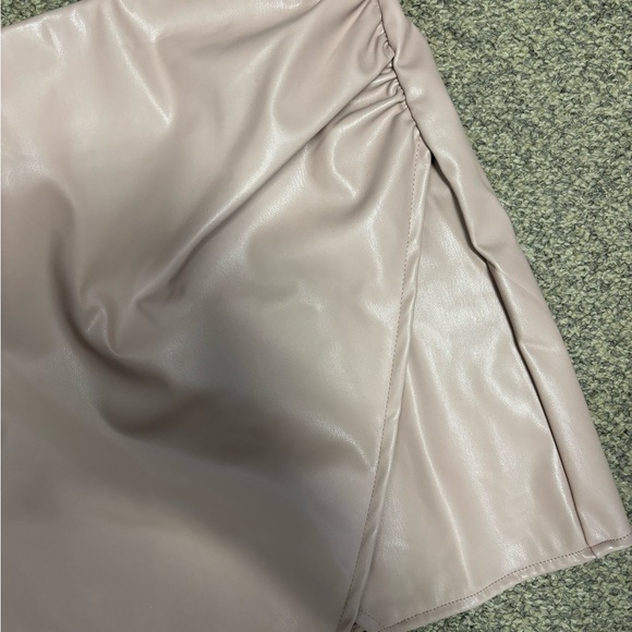 Pale Pink Vegan Leather Mini Skirt - Picture 5 of 5